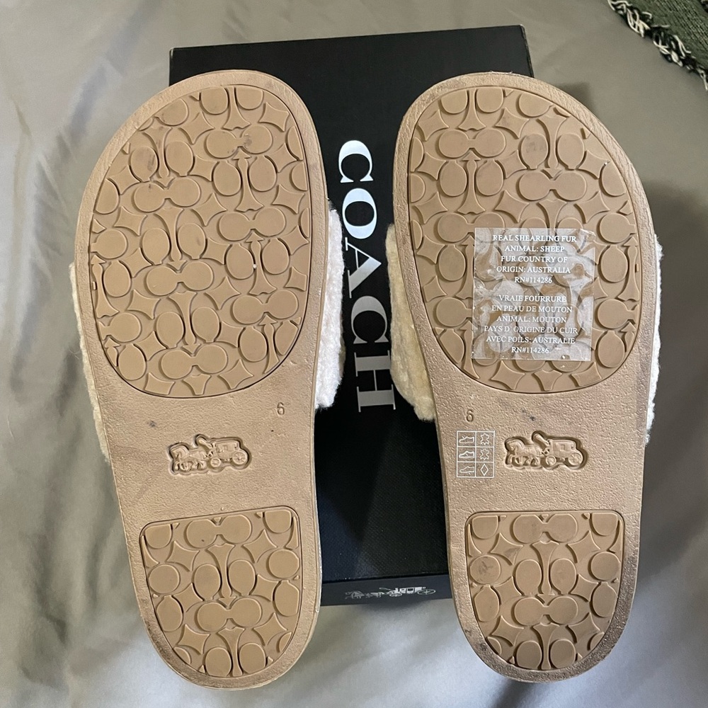 COACH Ulla Slides/Slippers. Woman’s size 6, but the box says size 8. - Picture 5 of 7